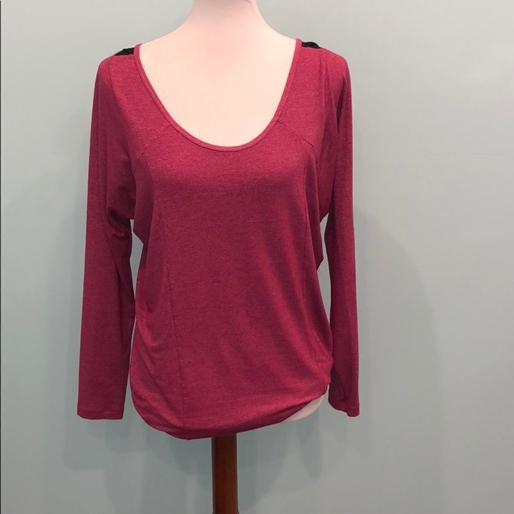 🌸 Pink Lucy Workout Top - Size Small - Perfect Condition